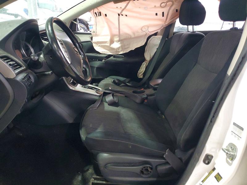 Photo 7 from auction – 2015 NISSAN SENTRA S with VIN 3N1AB7AP1FL680475