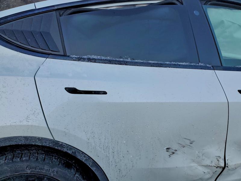 Photo 10 from auction – 2021 TESLA MODEL Y with VIN 5YJYGDEE3MF207242