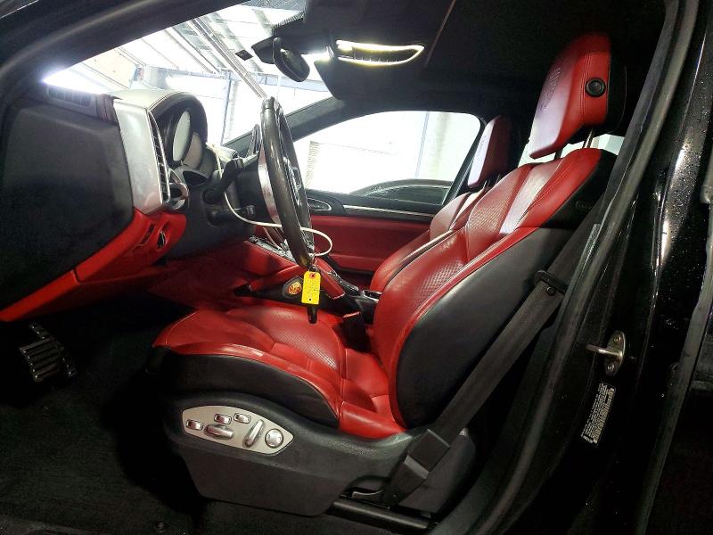 Photo 7 from auction – 2018 PORSCHE CAYENNE TU with VIN WP1AC2A25JLA85116