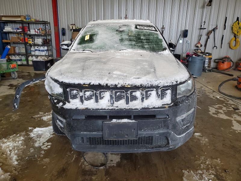 Photo 5 from auction – 2019 JEEP COMPASS with VIN 3C4NJDAB8KT599939