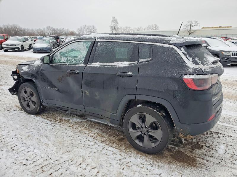 Photo 2 from auction – 2022 JEEP COMPASS with VIN 3C4NJDFB7NT142214