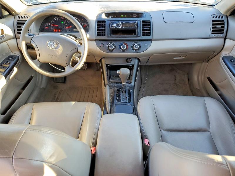 Photo 8 from auction – 2005 TOYOTA CAMRY LE with VIN 4T1BF30K05U110312