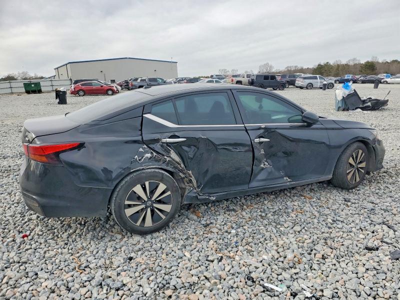 Photo 3 from auction – 2019 NISSAN ALTIMA with VIN 1N4BL4DV9KC106435