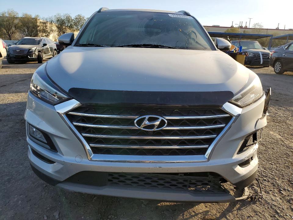 Photo 5 from auction – 2020 HYUNDAI TUCSON LIM with VIN KM8J33AL7LU172993