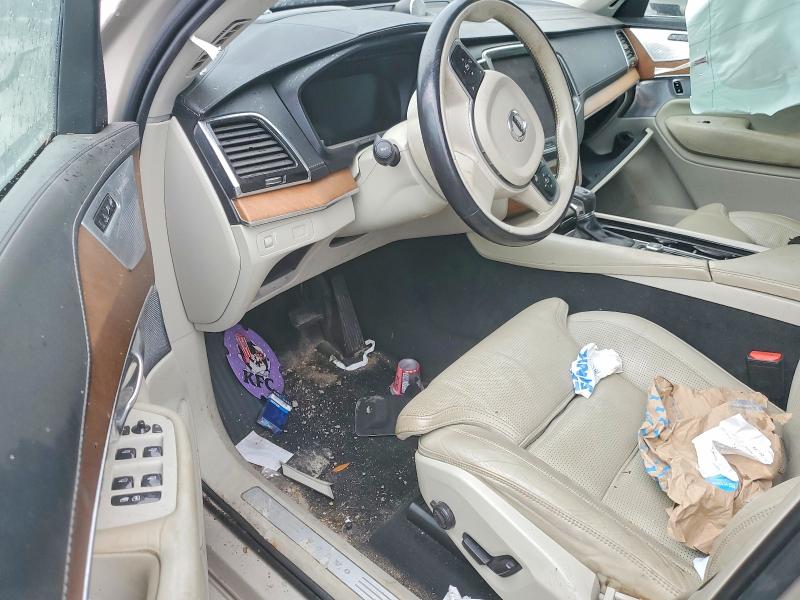 Photo 8 from auction – 2017 VOLVO XC90 with VIN YV4A22PL1H1139373
