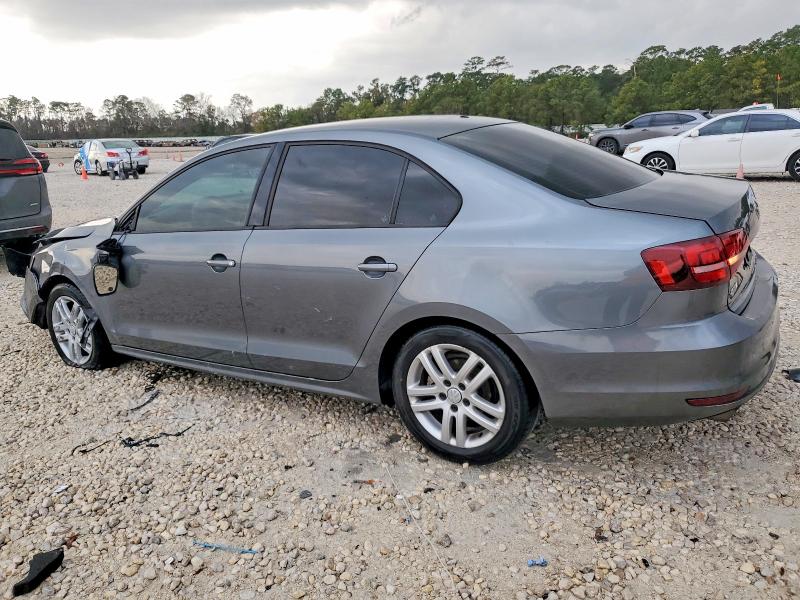 Photo 2 from auction – 2018 VOLKSWAGEN JETTA S with VIN 3VW2B7AJ0JM204361
