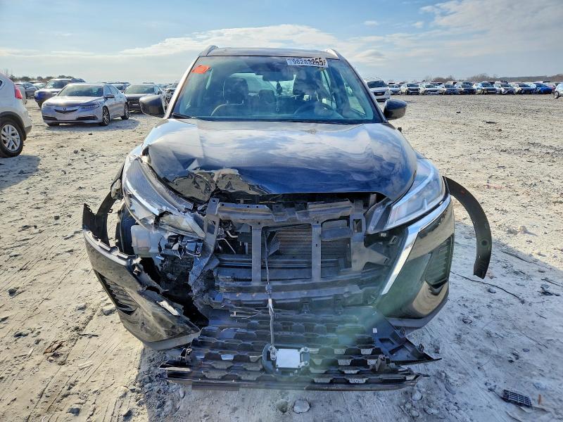 Photo 5 from auction – 2022 NISSAN KICKS with VIN 3N1CP5CV7NL504426
