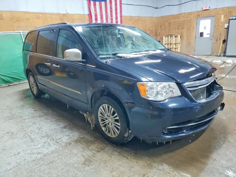 Photo 4 from auction – 2013 CHRYSLER TOWN & COU with VIN 2C4RC1CG7DR694209