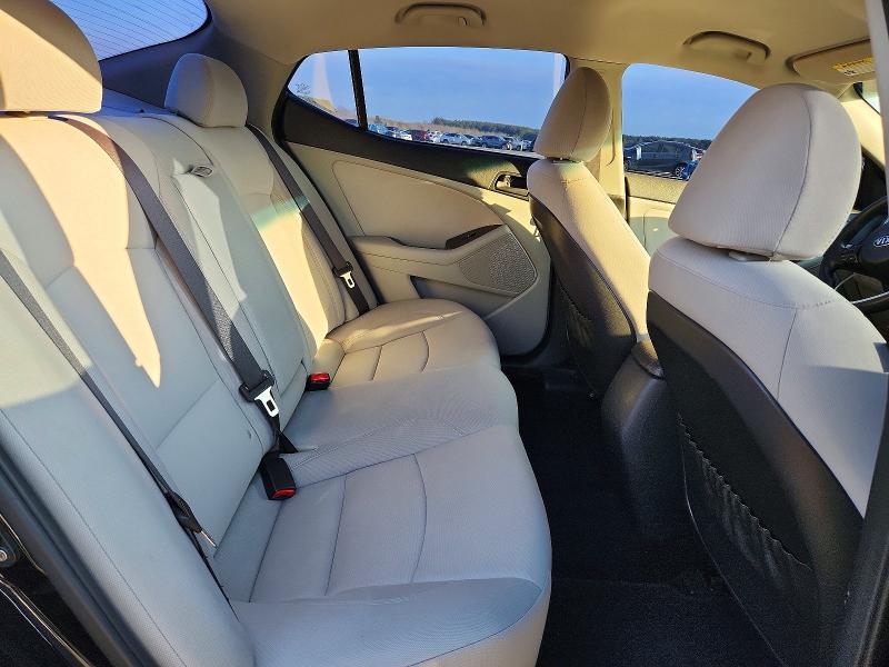 Photo 10 from auction – 2015 KIA OPTIMA LX with VIN KNAGM4A7XF5620210