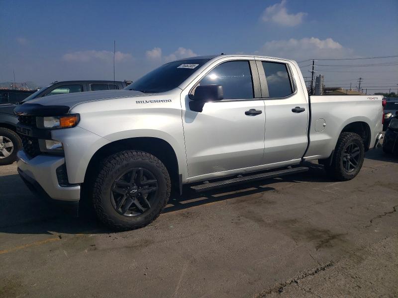 CHEVROLET SILVERADO 2019 with VIN 1GCRYAEF0KZ307461 - Photo from auction