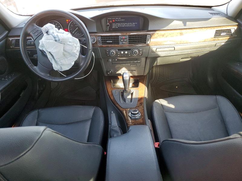 Photo 8 from auction – 2010 BMW 328 XI with VIN WBAPK7C53AA460495