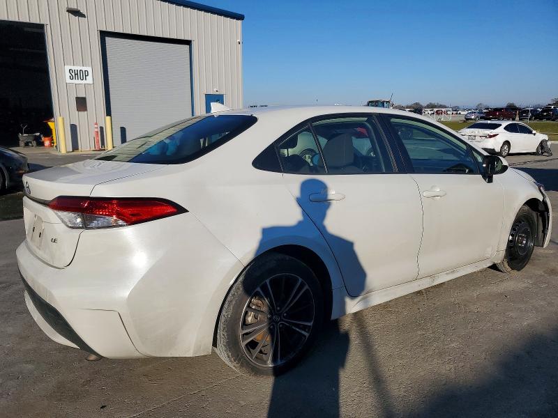 Photo 3 from auction – 2020 TOYOTA COROLLA LE with VIN JTDEPRAE5LJ032490