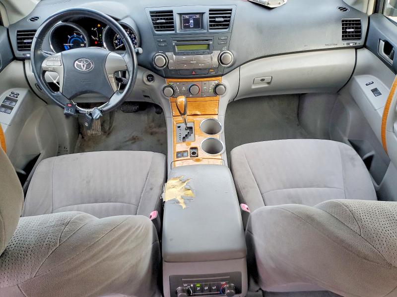 Photo 8 from auction – 2009 TOYOTA HIGHLANDER with VIN JTEEW41A392037012