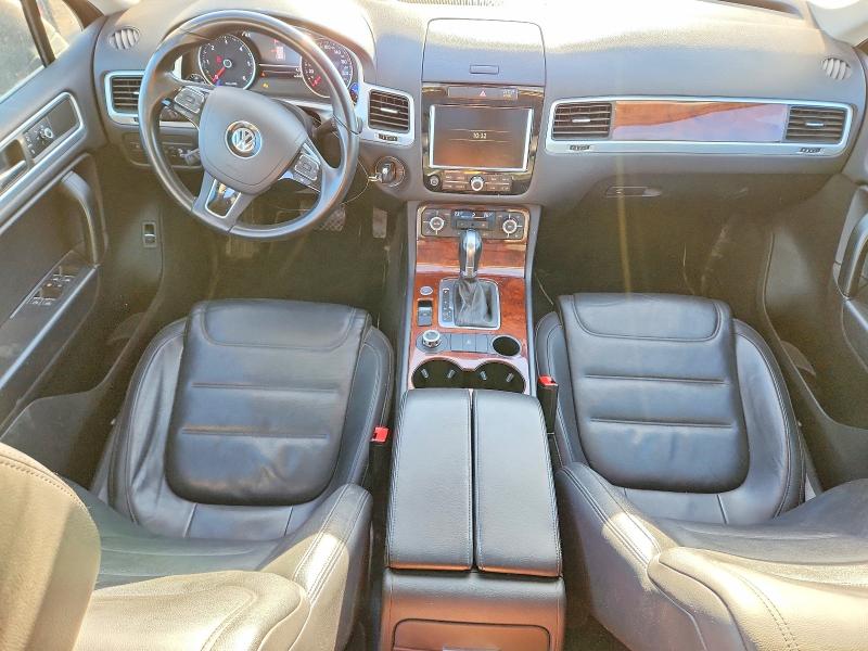 Фото 8 с аукциона – 2013 VOLKSWAGEN TOUAREG TD с VIN WVGDP9BP1DD001079