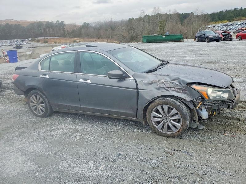 Photo 4 from auction – 2011 HONDA ACCORD with VIN 1HGCP3F87BA010045