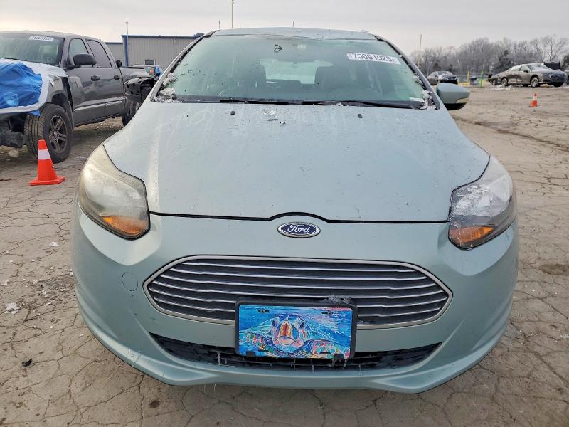 Photo 5 from auction – 2014 FORD FOCUS with VIN 1FADP3R41EL382801
