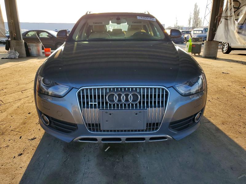 Photo 5 from auction – 2013 AUDI A4 ALLROAD with VIN WA1UFAFL0DA121015
