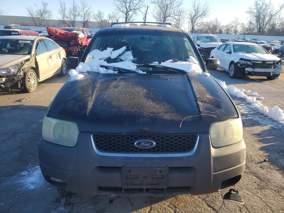 Photo 5 from auction – 2004 FORD ESCAPE XLT with VIN 1FMYU03184KA97594