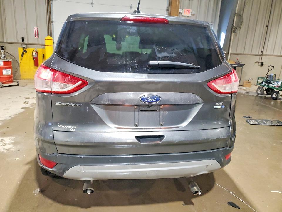 صورة رقم 6 من المزاد - 2016 FORD ESCAPE SE مع VIN 1FMCU9GX8GUB93005