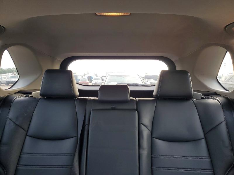 Photo 10 from auction – 2021 TOYOTA RAV4 with VIN 2T3C1RFV4MW108480