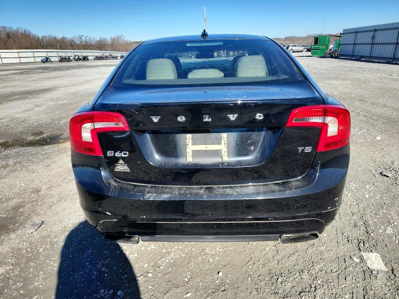 Photo 6 from auction – 2015 VOLVO S60 PREMIE with VIN YV140MFB3F1304129