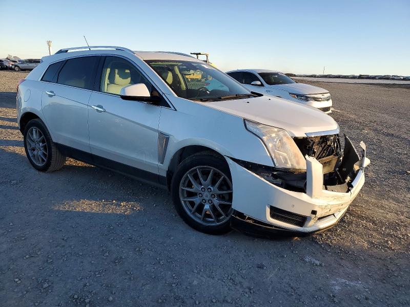Photo 4 from auction – 2014 CADILLAC SRX LUXURY with VIN 3GYFNBE30ES522180
