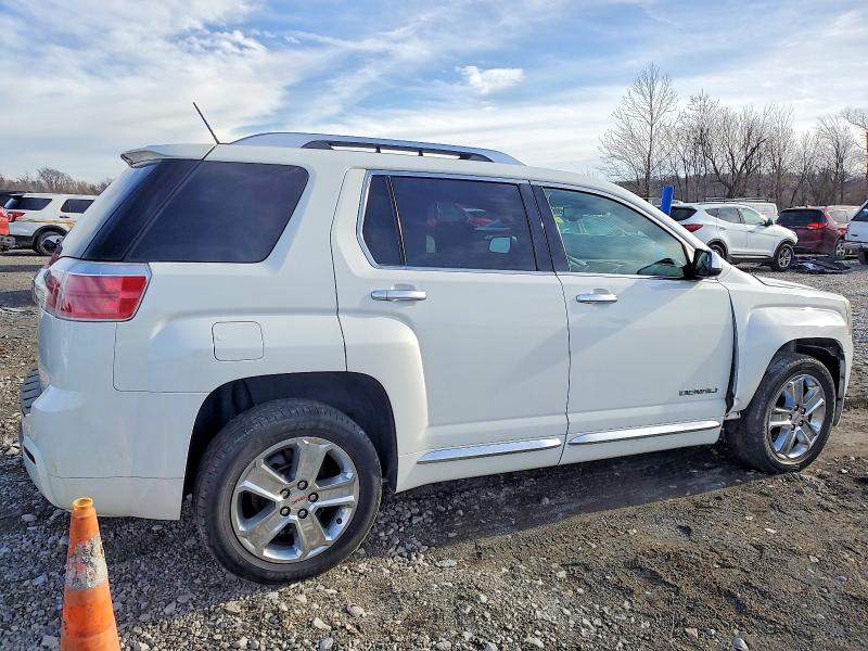 Photo 3 from auction – 2015 GMC TERRAIN DE with VIN 2GKALUEK8F6285788