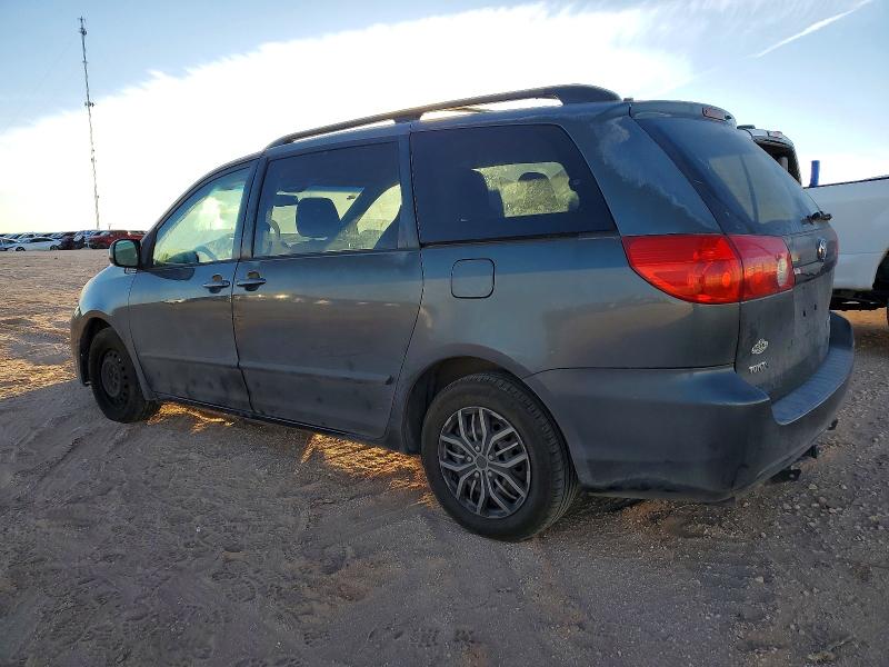 Photo 2 from auction – 2010 TOYOTA SIENNA CE with VIN 5TDKK4CC2AS332746