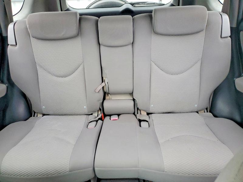 Photo 10 from auction – 2006 TOYOTA RAV4 with VIN JTMBD31V565011094
