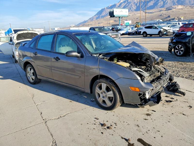 Photo 4 from auction – 2005 FORD FOCUS ZX4 with VIN 1FAFP34NX5W196889