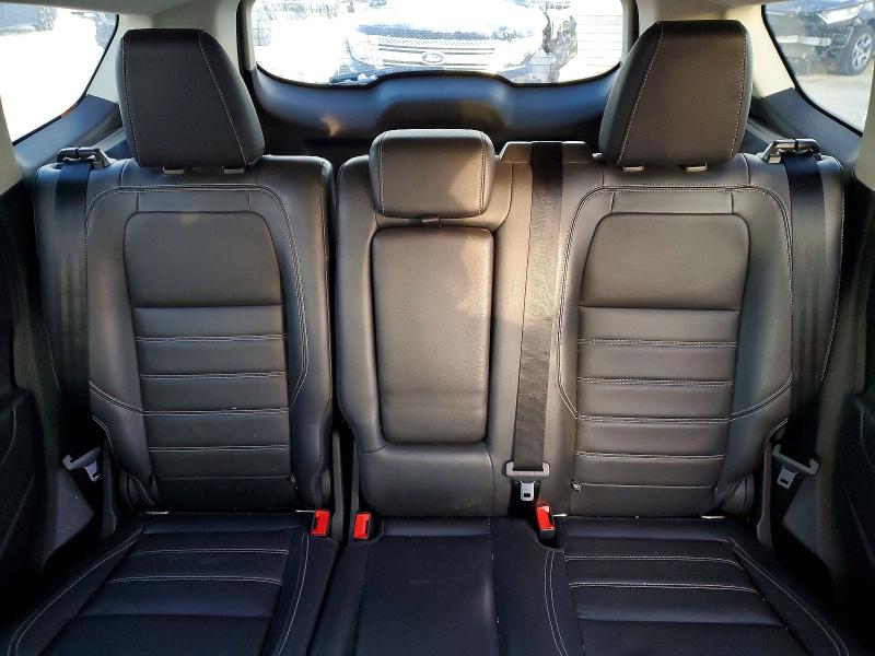 Photo 10 from auction – 2018 FORD ESCAPE with VIN 1FMCU9HD6JUB39424