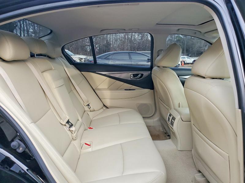 Photo 10 from auction – 2015 INFINITY Q50 with VIN JN1BV7AP1FM335867