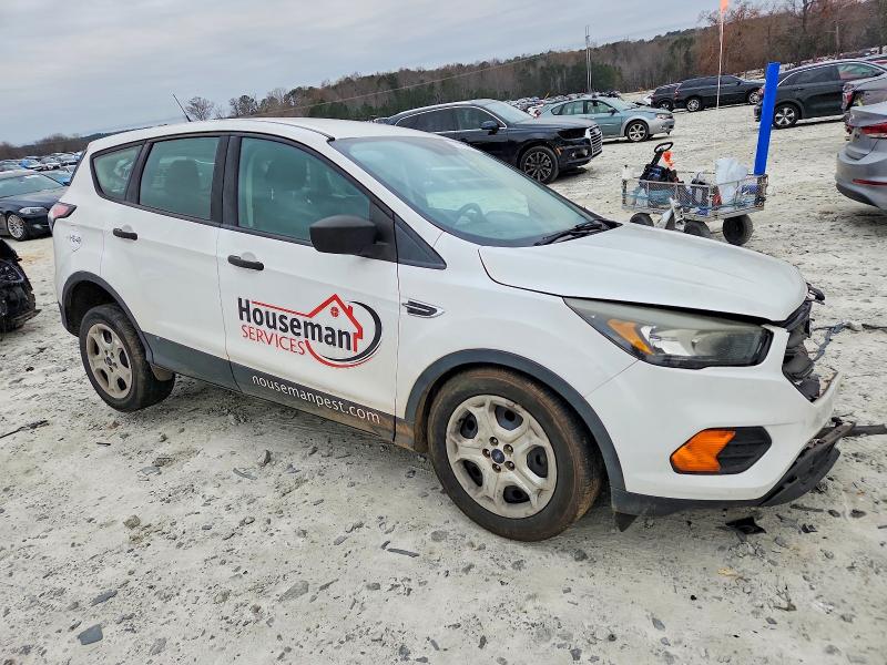 Photo 4 from auction – 2018 FORD ESCAPE S with VIN 1FMCU0F7XJUA35799