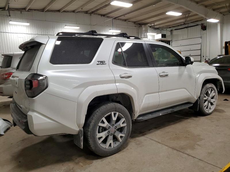 Photo 3 from auction – 2025 TOYOTA 4RUNNER SR with VIN JTEVA5BR1S5052623