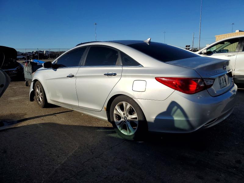 Photo 2 from auction – 2011 HYUNDAI SONATA SE with VIN 5NPEC4AC1BH002519