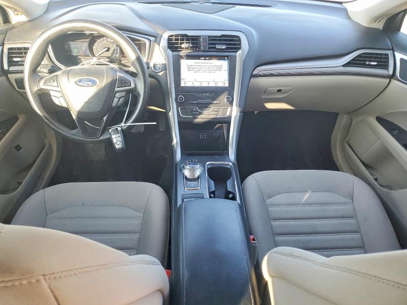 Photo 8 from auction – 2019 FORD FUSION SE with VIN 3FA6P0LU1KR119981