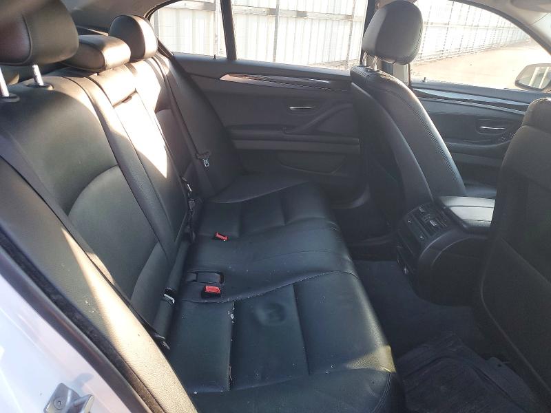 Photo 10 from auction – 2016 BMW 528 XI with VIN WBA5A7C54GG151800