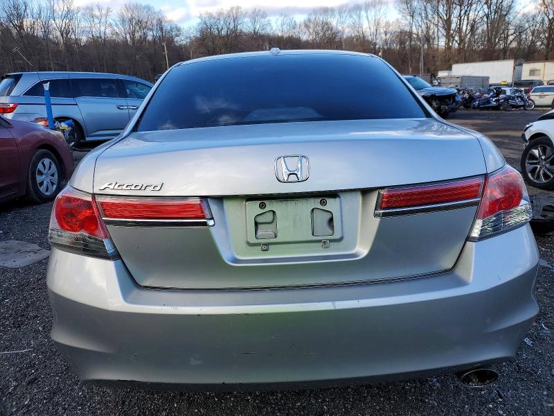 Photo 6 from auction – 2011 HONDA ACCORD EXL with VIN 1HGCP2F81BA048929