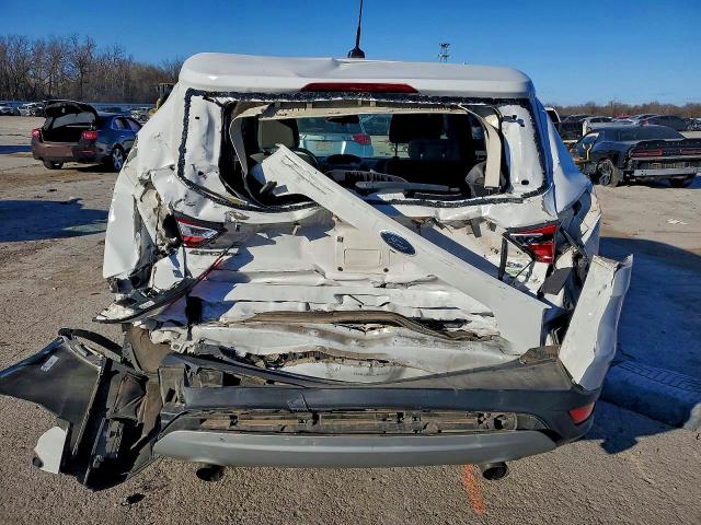 Photo 6 from auction – 2017 FORD ESCAPE with VIN 1FMCU0GD1HUA53932