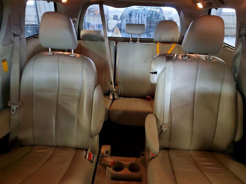 Photo 10 from auction – 2014 TOYOTA SIENNA with VIN 5TDYK3DC1ES433088
