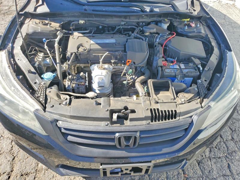 Photo 11 from auction – 2015 HONDA ACCORD with VIN 1HGCR2F36FA208713