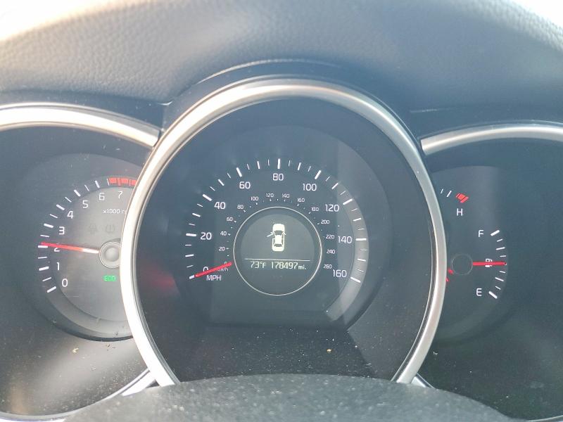 Photo 9 from auction – 2015 KIA OPTIMA with VIN 5XXGM4A70FG512368
