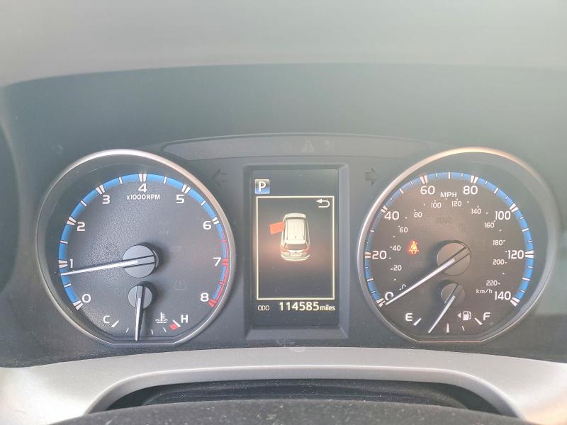 Photo 9 from auction – 2018 TOYOTA RAV4 with VIN 2T3ZFREV3JW505686