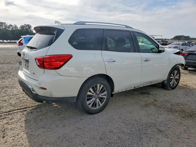 Photo 3 from auction – 2019 NISSAN PATHFINDER with VIN 5N1DR2MN3KC642962