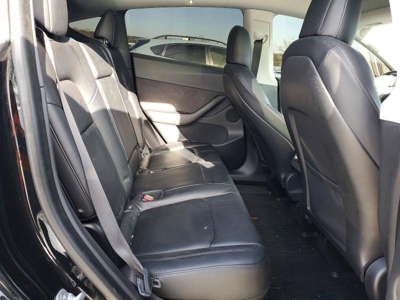 Photo 11 from auction – 2021 TESLA MODEL Y with VIN 5YJYGDEE3MF145891