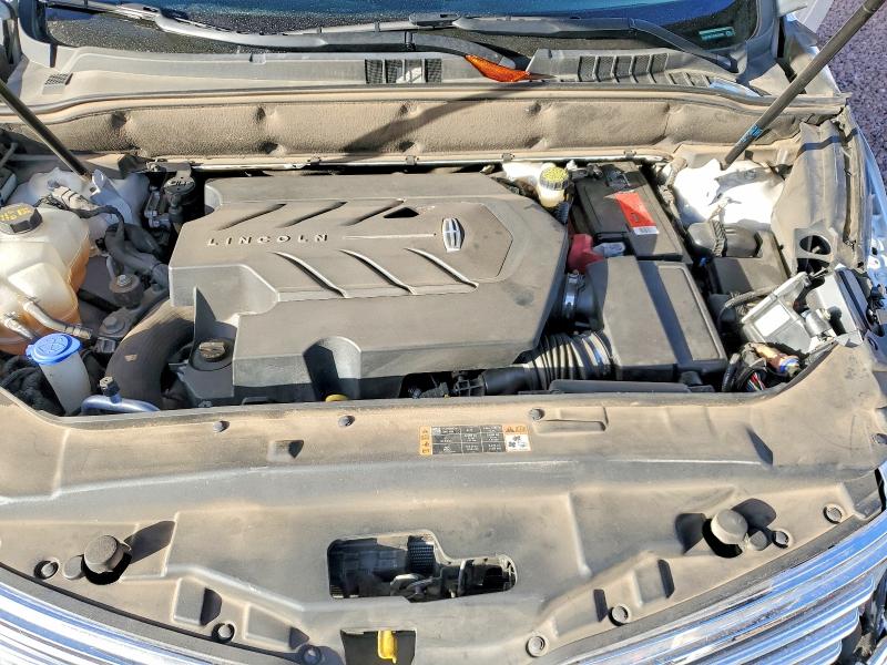 Photo 12 from auction – 2017 LINCOLN MKX RESERV with VIN 2LMPJ6LP4HBL26580