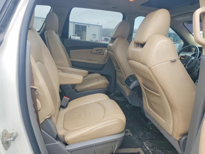 Photo 11 from auction – 2012 CHEVROLET TRAVERSE L with VIN 1GNKRJED1CJ197038
