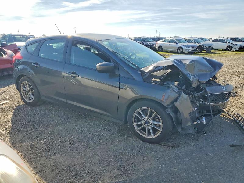 Photo 4 from auction – 2018 FORD FOCUS SE with VIN 1FADP3K29JL279869