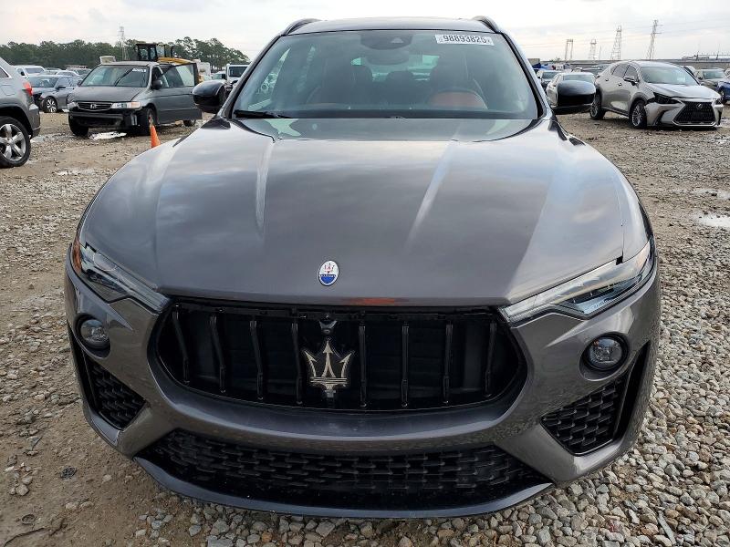 Photo 5 from auction – 2021 MASERATI LEVANTE SP with VIN ZN661XUS7MX370739