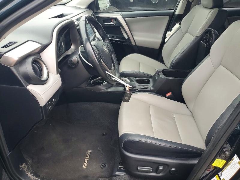 Photo 7 from auction – 2017 TOYOTA RAV4 LIMIT with VIN JTMYFREV1HJ720830